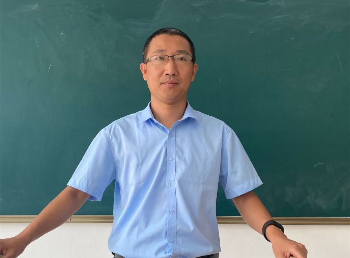 连接未来，掌握技巧 —— 明德职专“电脑组装维修技能实操”公开课