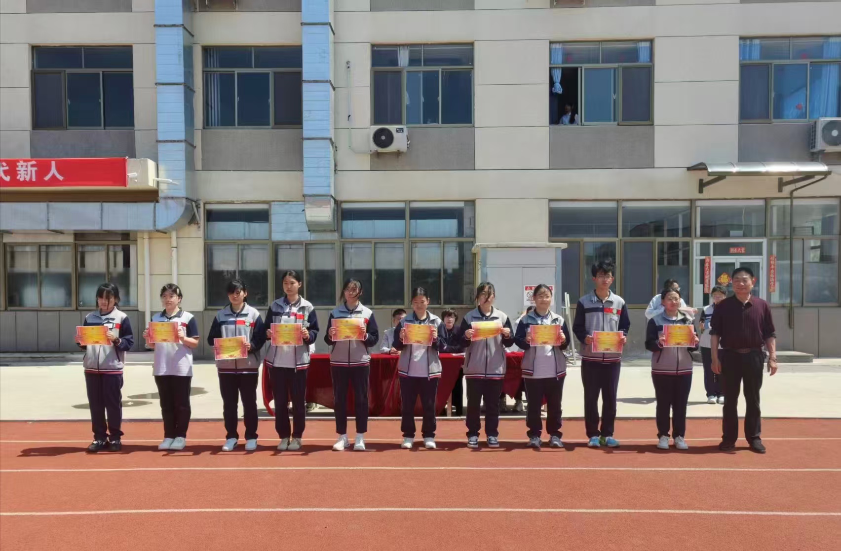 书写2.jpg